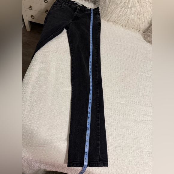 Elegant Black Straight Leg Women's Jeans - Picture 5 of 11